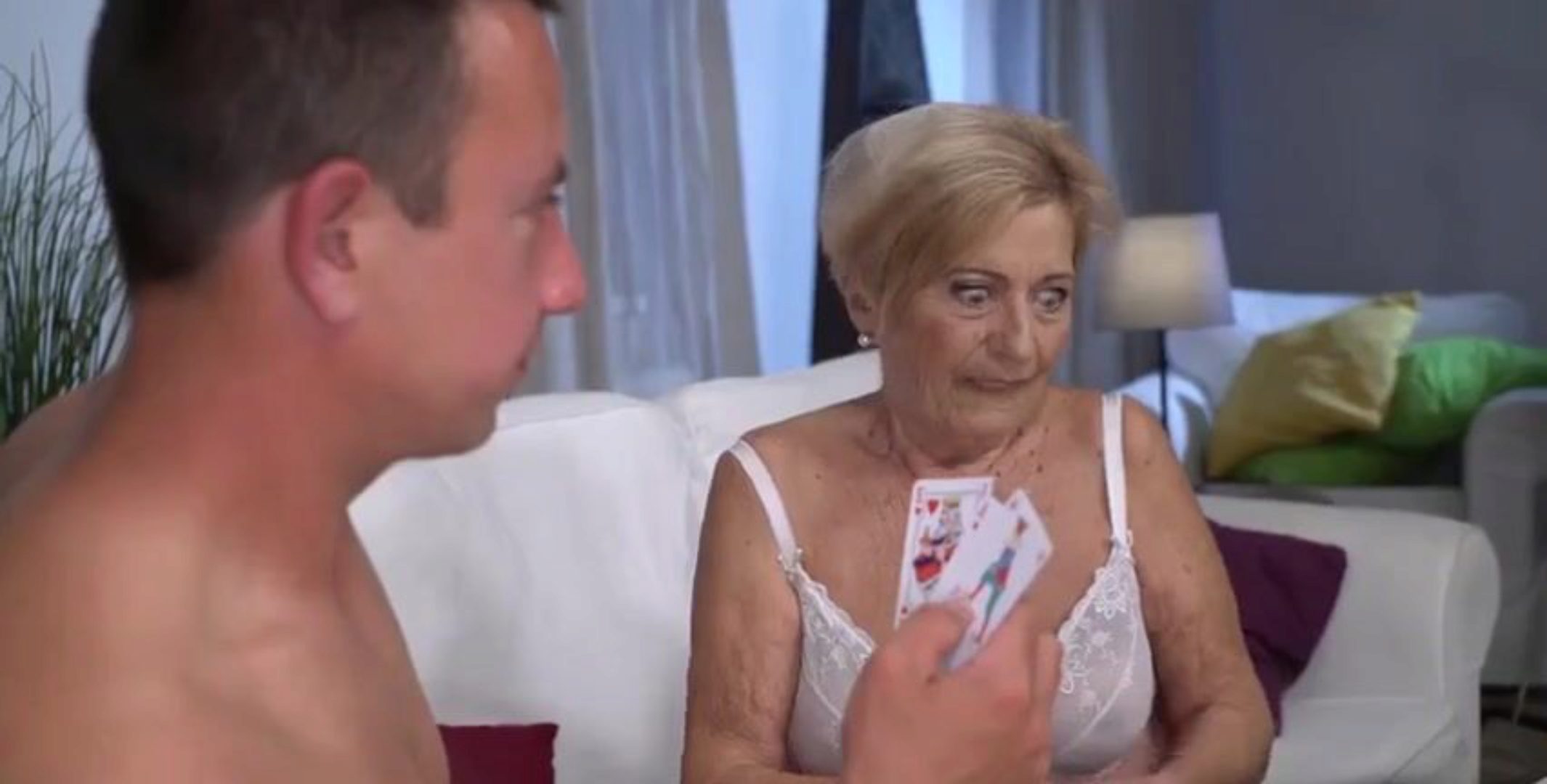 Play Strip Poker With Granny
