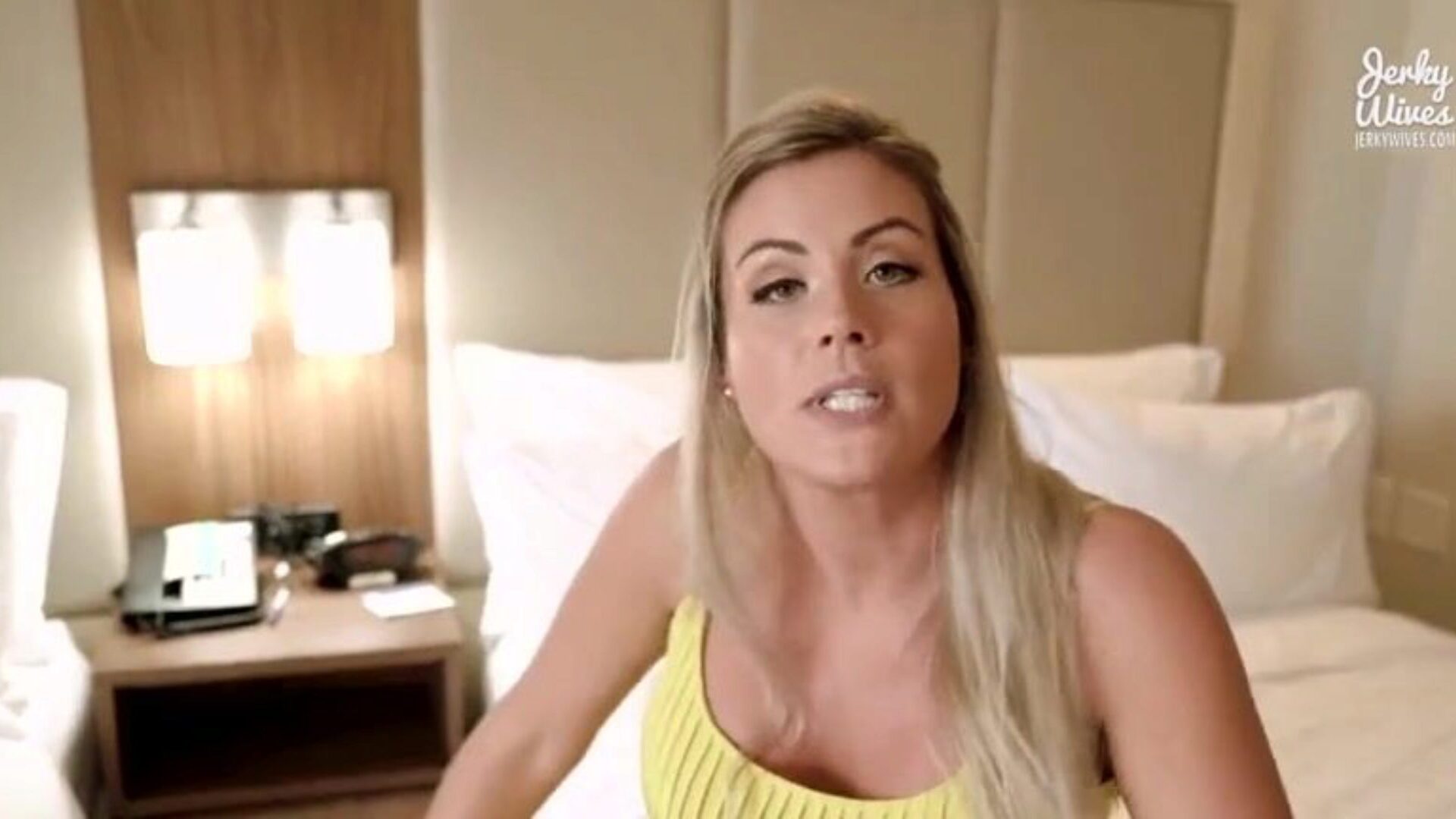 Step Mom Fucks In Hotel Room - XVDS TV